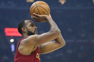 騎士賽季前瞻球員篇：鮑爾能否保持健康？莫布里進(jìn)化到MVP級別？