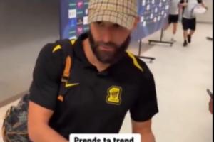 被要求在梗圖上簽名??本澤馬輸球后怒懟女記者：你覺得很好玩？