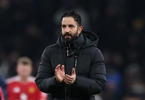 英媒：球員和阿莫林的家人受邀前往卡靈頓觀看訓(xùn)練，參加曼聯(lián)活動