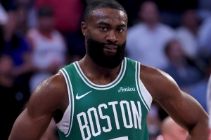 上季帶傷打兩個月！杰倫-布朗談膝蓋恢復(fù)：感覺很棒&我準備好了