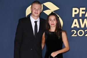 單身的吧友看過來???♂?哈蘭德建議：多出門社交，認(rèn)識(shí)更多人