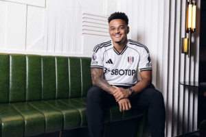 替補(bǔ)殺手！官方：104場(chǎng)27球，富勒姆和前鋒穆尼斯續(xù)約至2030年