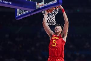 周琦：很遺憾因傷無法在亞洲杯賽場與隊(duì)友并肩作戰(zhàn) 正在積極康復(fù)