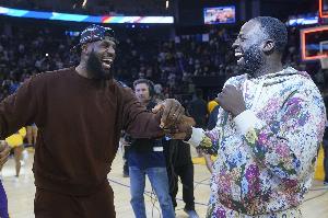 最不該有播客的球員？追夢(mèng)：詹姆斯啊 我們不需要你 別來?yè)v亂