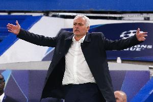 即將交手！波爾圖主帥回應(yīng)穆帥負(fù)藍(lán)軍后言論：贏球才值得被討論