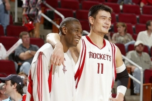 拓記：火箭是NBA第三受歡迎的球隊僅次于湖人勇士 這就是姚明效應