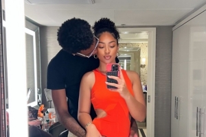 甜蜜小情侶！詹姆斯小兒子布萊斯轉(zhuǎn)發(fā)與女友親密擁抱合照