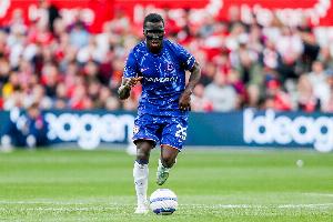 英媒：皇馬和巴黎都在關(guān)注切爾西后腰凱塞多，但很難完成交易