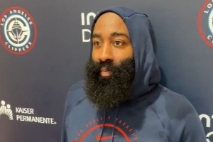 哈登：上賽季工作量過重 而現(xiàn)在我能有更多接球投機(jī)會(huì) 可以更高效