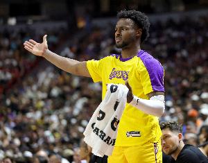 媒體人：布朗尼這個(gè)身體素質(zhì)和投射信心 打打CBA真挺合適