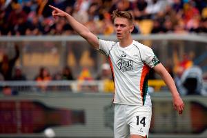 卡維利亞：戰(zhàn)爭是對人類的挫敗 我的成長可類比《2001太空漫游》