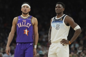 費(fèi)爾頓：除了愛德華茲之外 作為得分后衛(wèi)現(xiàn)在誰比布克更強(qiáng)