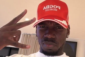 暗示即將首秀？博格巴社媒曬自拍照：聯(lián)賽來了，兄弟們