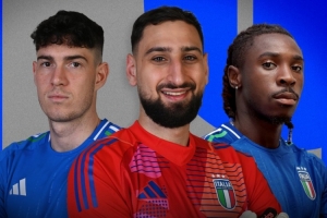 意大利客戰(zhàn)愛沙尼亞海報：多納魯馬、巴斯托尼、小基恩出鏡