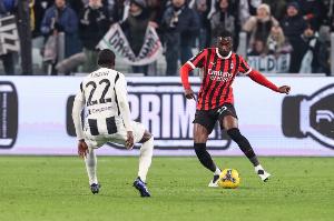 羅體：米蘭想跟托莫里續(xù)約3年，年薪維持在目前的350萬歐