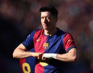 馬卡電臺：37歲萊萬季末離隊基本板上釘釘，巴薩和球員同意不續(xù)約