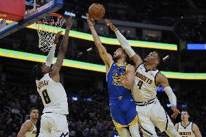 余華：威少現(xiàn)在的處境和庫(kù)里有關(guān) 若沒(méi)庫(kù)里 威少現(xiàn)在仍能拿5000萬(wàn)