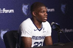 中規(guī)中矩！11號(hào)秀科沃德3投1中&6罰5中拿到7分4板2助2斷1帽