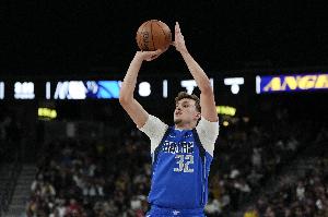 克萊&弗拉格有愛互動(dòng)！克萊：兄弟我想要枚戒指 讓他和魔術(shù)師齊名