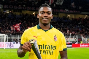 梅開二度！官方：萊奧當選米蘭2-1佛羅倫薩的全場最佳球員