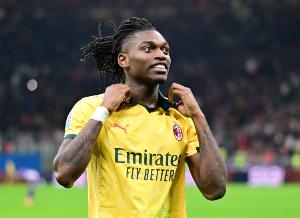 埃爾納內(nèi)斯：囧叔本賽季只犯兩個(gè)錯(cuò)，分別是限制萊奧和讓他踢中鋒