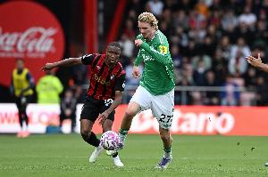 9000萬賣給紐卡！德媒：斯圖加特今夏三拒拜仁對沃爾特馬德的報價