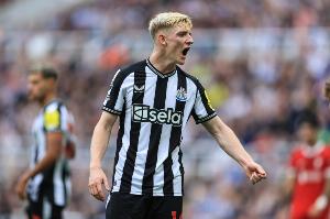 0比3不敵紐卡！穆帥：戈登的表現(xiàn)太出色了，我認為結果是公平的