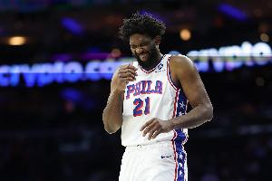 加內(nèi)特談恩比德首秀：夏天你都干啥了 休賽期那么長本應(yīng)準(zhǔn)備好