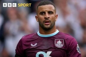 沃克第397次在英超首發(fā)出場，追平聯(lián)賽歷史邊后衛(wèi)球員紀錄