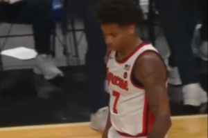 看這幾分像誰？甜瓜兒子基揚大學首秀7中4得10分1斷1帽 三分4中2