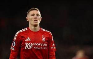 標(biāo)價(jià)過億！安德森進(jìn)攻三區(qū)成功傳球領(lǐng)跑英超，索博、B費(fèi)列二三