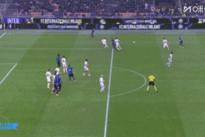 裁判專家：裁判少給國(guó)米一個(gè)點(diǎn)球，紫百合后衛(wèi)有明顯拉拽