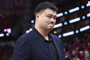 增重靠練不靠吃！速度太慢&場(chǎng)上不能太佛系！眾名宿給楊瀚森建議