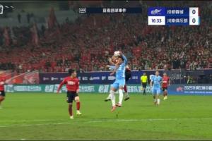 蓉城全隊(duì)抗議！胡荷韜進(jìn)球被吹，主裁艾堃堅(jiān)持河南手球犯規(guī)在先