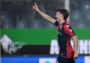 斯基拉：尤文、國米、羅馬關(guān)注熱那亞24歲中場弗倫德魯普