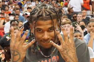 鍵盤俠|風(fēng)雪哥背上文40歲女友頭像！美球迷：廢了！讓華子教育你