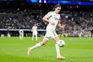 卡雷拉斯：皇馬需要更多侵略性和利用空間 我喜歡與薩拉赫的對(duì)決