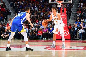 庫里：特雷-楊進(jìn)NBA被稱為下一個我 讓第一次意識到自己的影響力