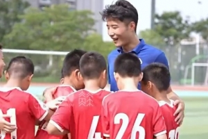 學業(yè)踢球兩不誤！蘇超金靴高馳目前正就讀于昆明理工大學