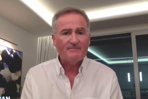 C羅需要世界杯嗎？主持人：C羅征服了英超西甲意甲，梅西沒有