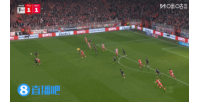 簡(jiǎn)單的不進(jìn)！凱恩精準(zhǔn)斜塞打穿防線，迪亞斯單刀吐餅離譜打偏