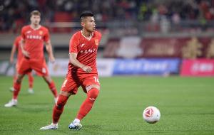 黃希揚：本賽季曾糾結(jié)是否退役，希望留在銅梁龍傳授經(jīng)驗給后輩