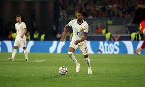 隊(duì)報(bào)預(yù)測(cè)法國(guó)vs烏克蘭首發(fā)：謝爾基和奧利塞首發(fā)，坎特搭檔科內(nèi)