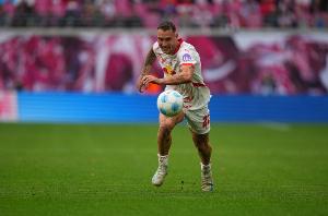 勞姆：我努力成為國(guó)家隊(duì)的粘合劑，并展現(xiàn)激情和身體對(duì)抗能力