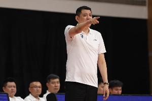 記者：鞏曉彬與弟子“師徒檔”戰(zhàn)全運(yùn) 原本計(jì)劃中的楊瀚森未馳援