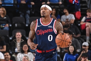 弗蘭克：比爾下周初接受手術(shù) 術(shù)后需固定不動5到7天&拄拐4-6周