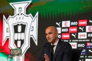 葡萄牙主帥：有C羅、門德斯和內(nèi)托會更好，我們無需計算器去算分