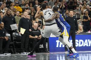 科爾：追夢(mèng)現(xiàn)在仍然是聯(lián)盟最佳防守者 他能防守任何位置的球員