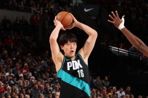 楊瀚森9分已創(chuàng)中國(guó)球員第5高！姚明最高狂砍40+！周琦填滿數(shù)據(jù)欄