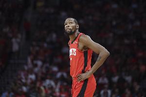 主將都不準(zhǔn)！首節(jié)杜蘭特3投全丟拿到3分&米切爾5中1僅拿2分